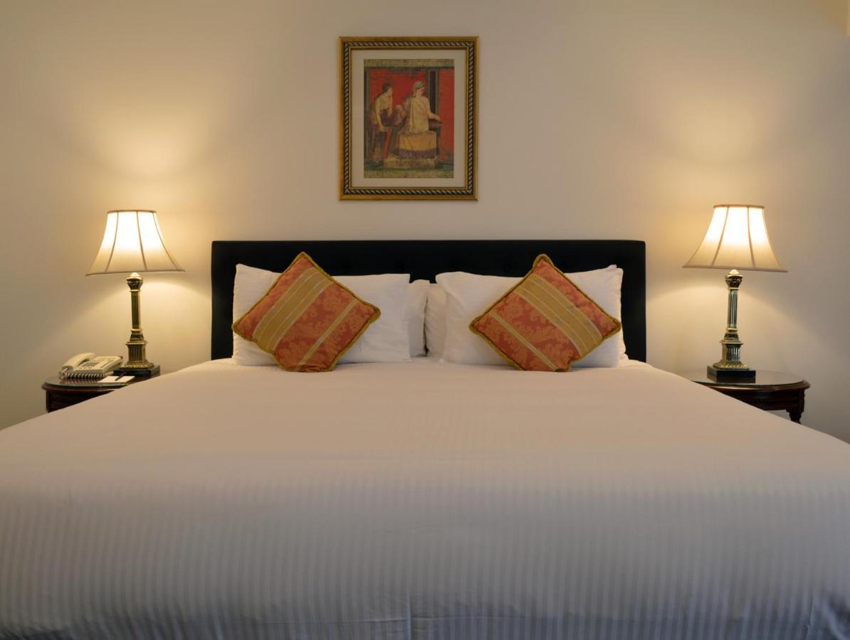 Forest Hill Canterbury International Hotel מראה חיצוני תמונה
