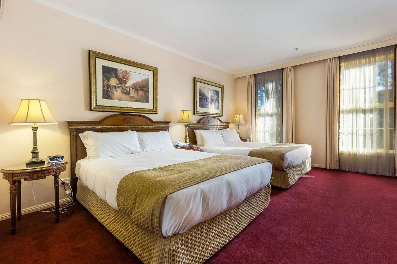 Forest Hill Canterbury International Hotel מראה חיצוני תמונה