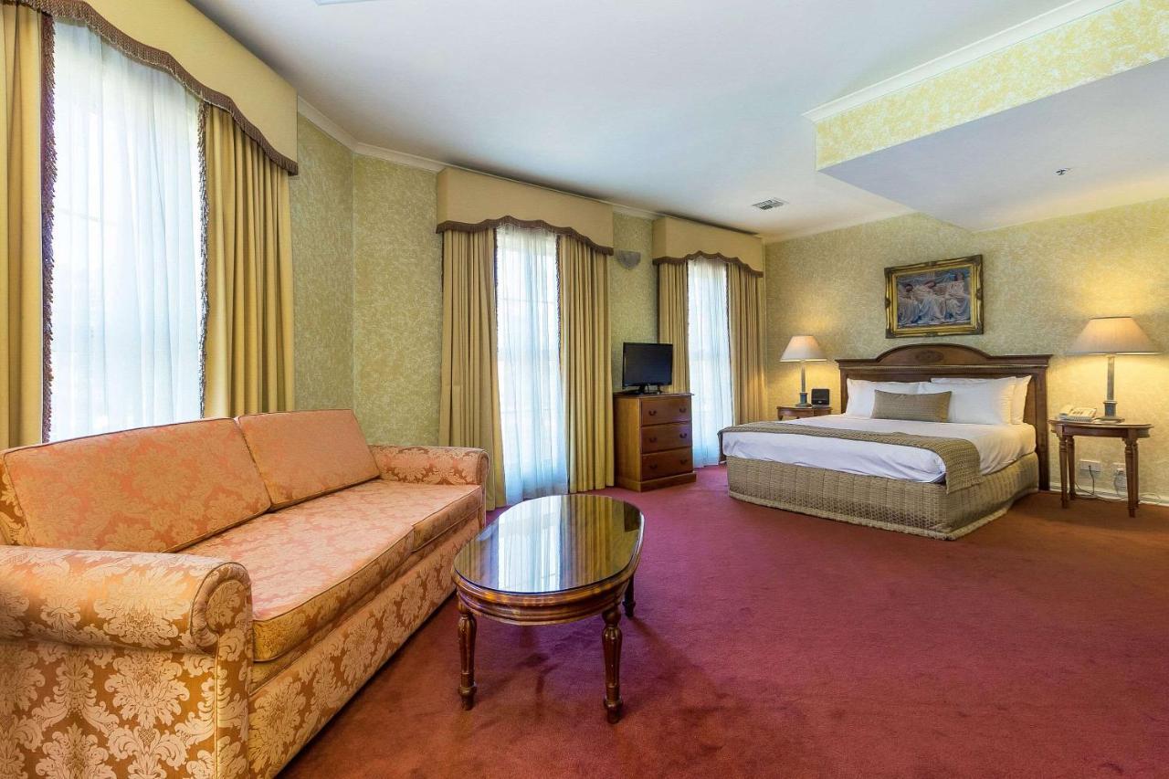 Forest Hill Canterbury International Hotel מראה חיצוני תמונה