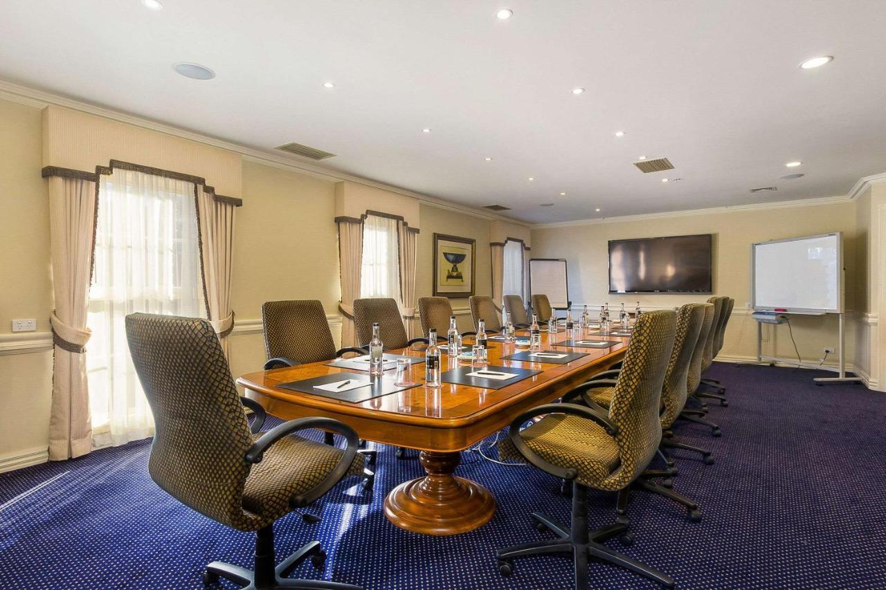Forest Hill Canterbury International Hotel מראה חיצוני תמונה