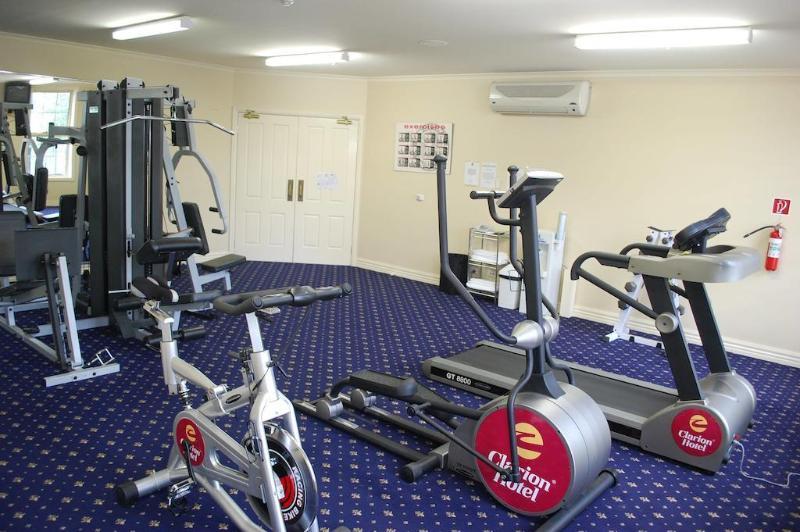 Forest Hill Canterbury International Hotel מראה חיצוני תמונה