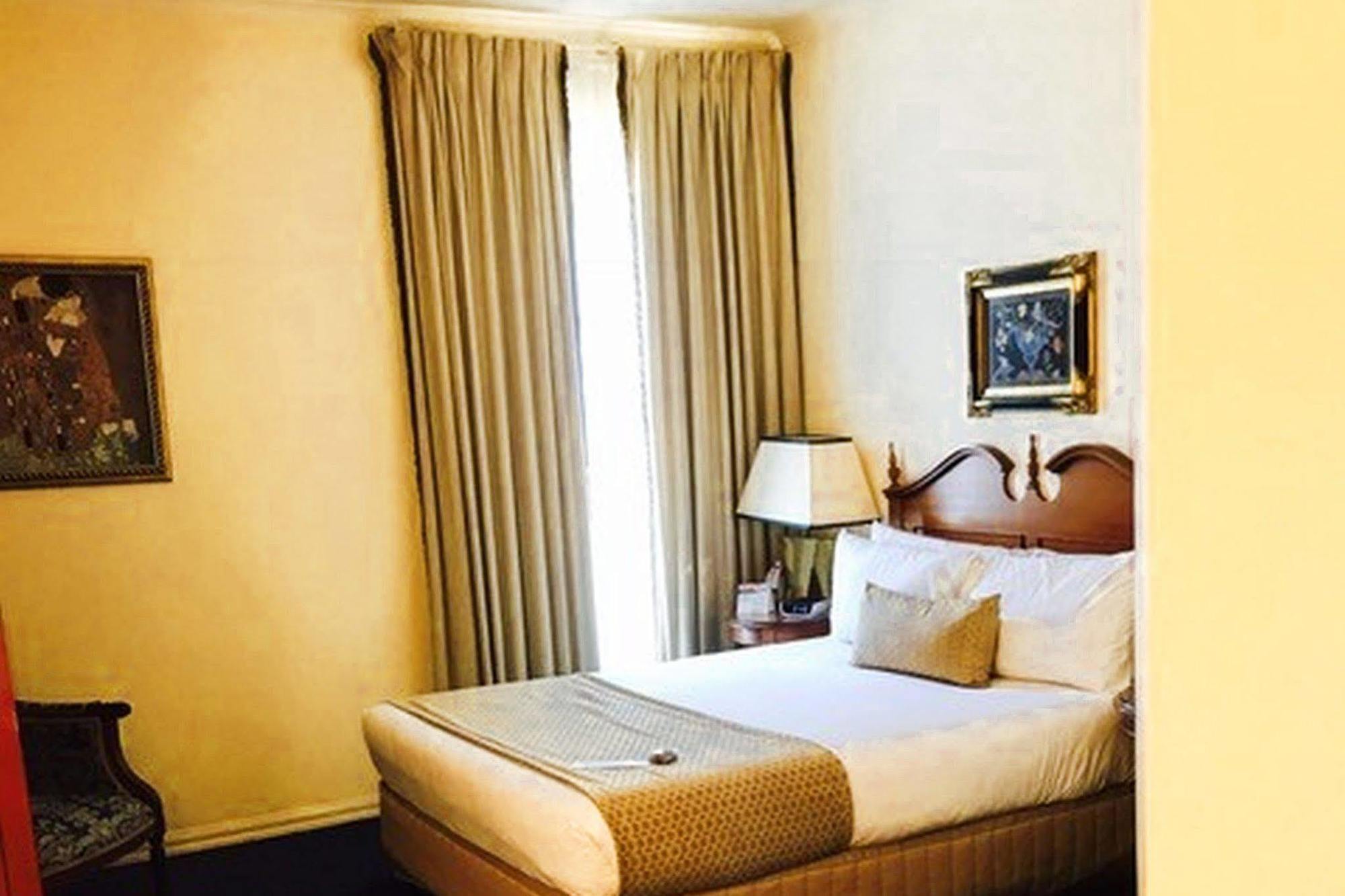 Forest Hill Canterbury International Hotel מראה חיצוני תמונה