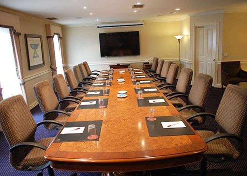 Forest Hill Canterbury International Hotel מראה חיצוני תמונה