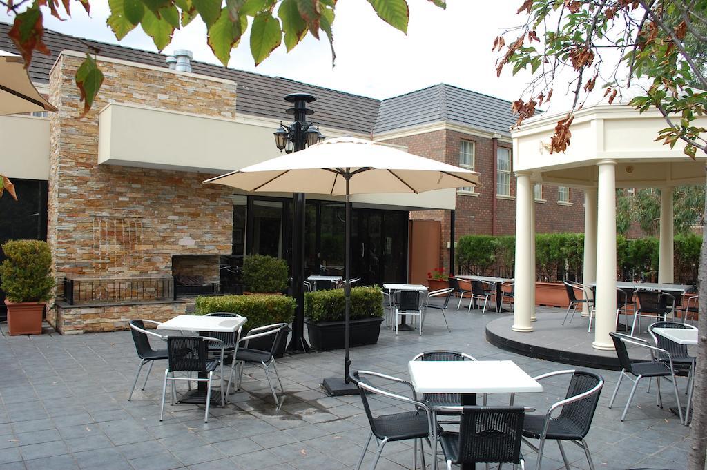 Forest Hill Canterbury International Hotel מראה חיצוני תמונה